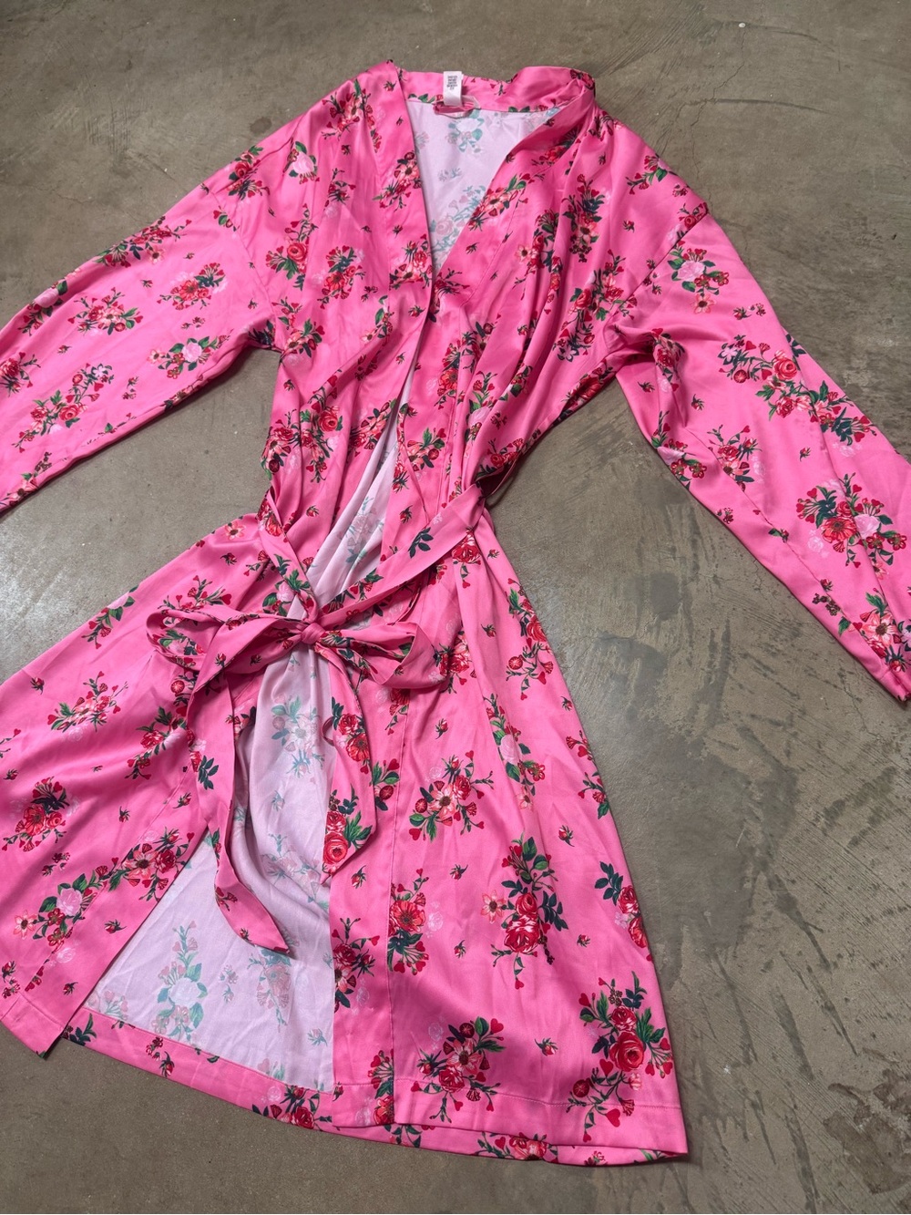 Victoria Secret Floral Pink Robe - Picture 4 of 6